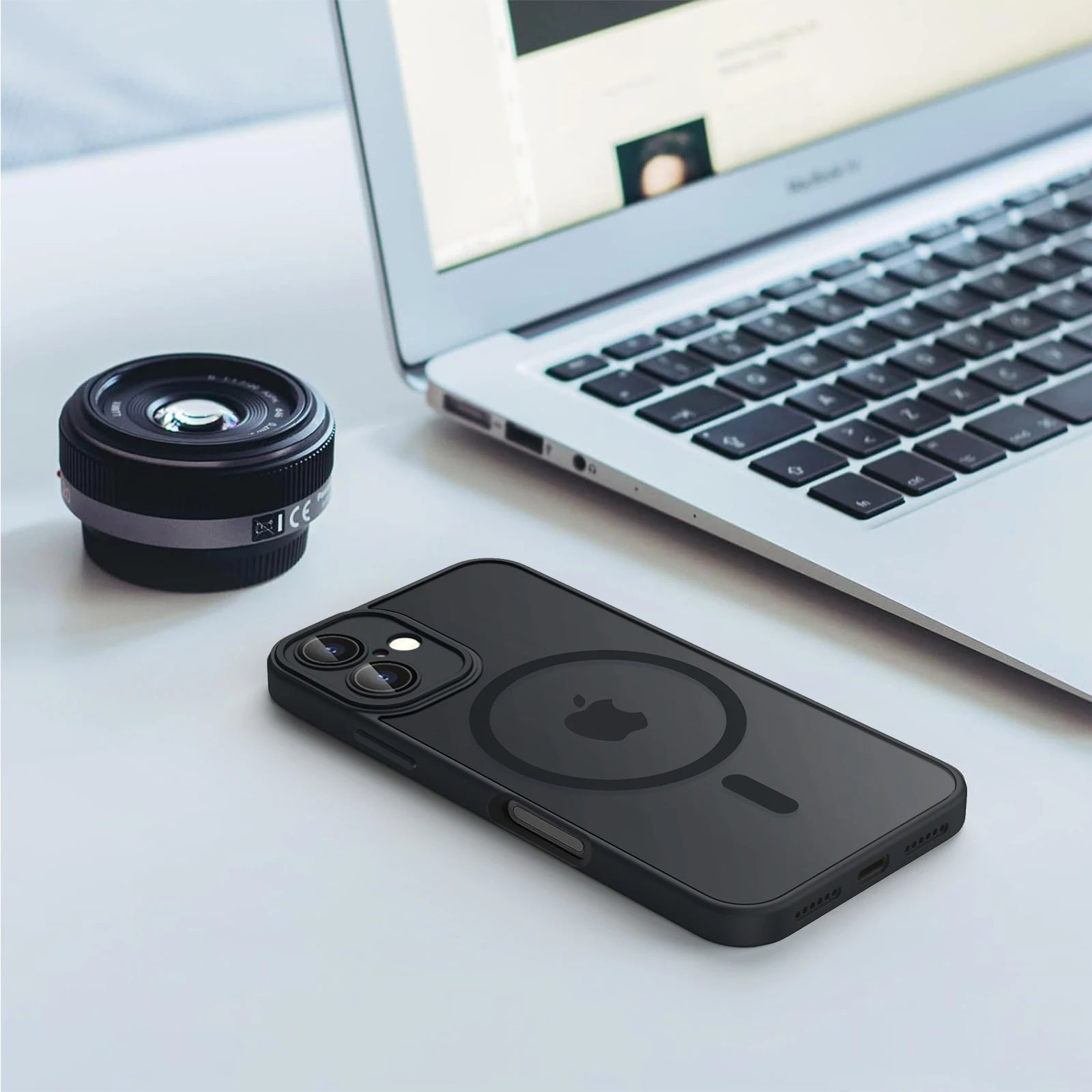 Funda de lujo magnética, mate, translúcida y a prueba de golpes para iPhone 11 12 13 14 15 16 con cubierta de carga inalámbrica MagSafe.